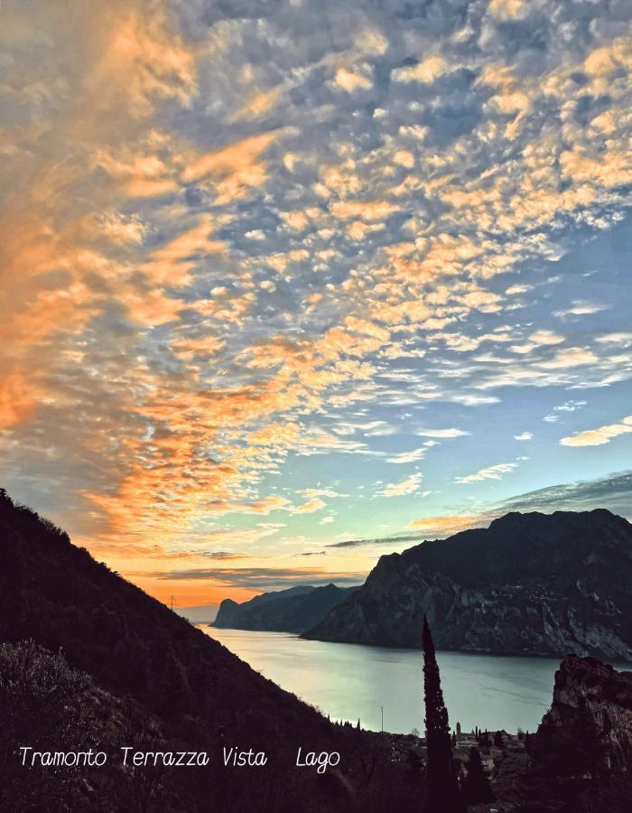 Viewlake Apartment Torbole Sul Garda Екстер'єр фото
