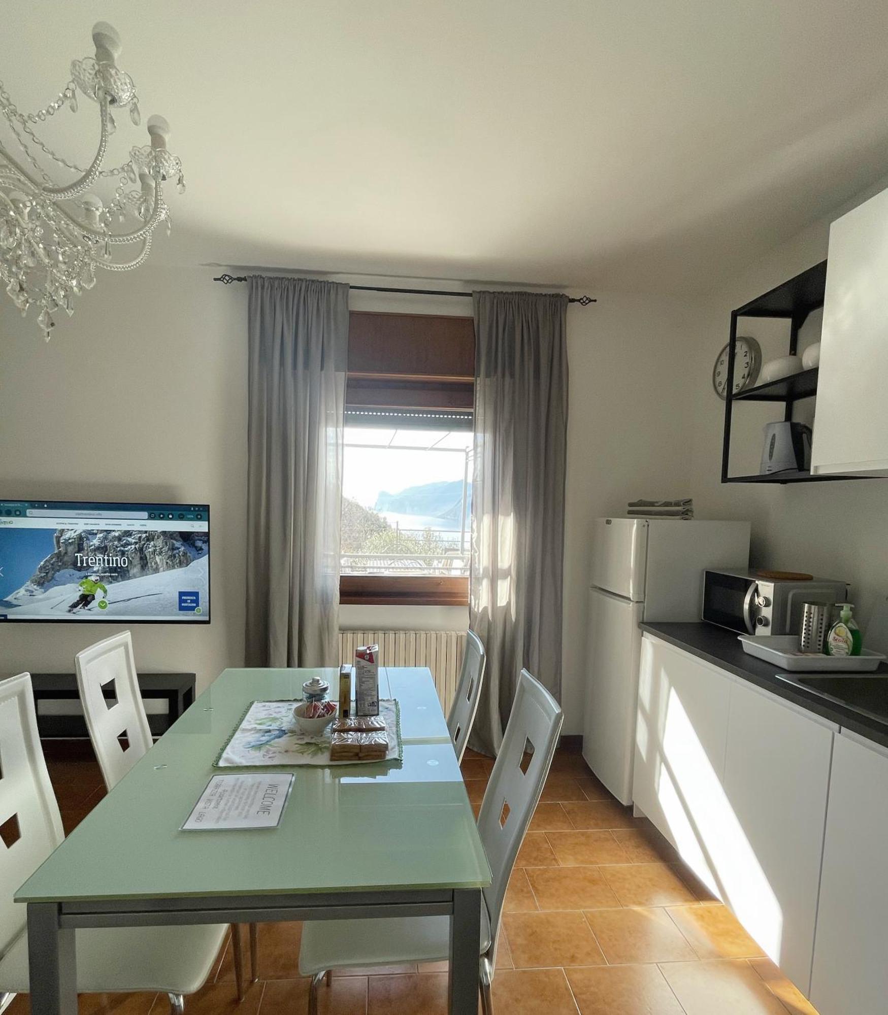 Viewlake Apartment Torbole Sul Garda Екстер'єр фото